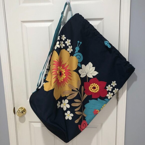 NWT Vera Bradley Happy Snails Lined Laundry Bag with Adjustable Shoulder Strap - Picture 2 of 9